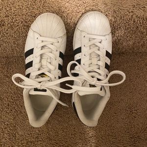 Adidas superstar women’s shoes